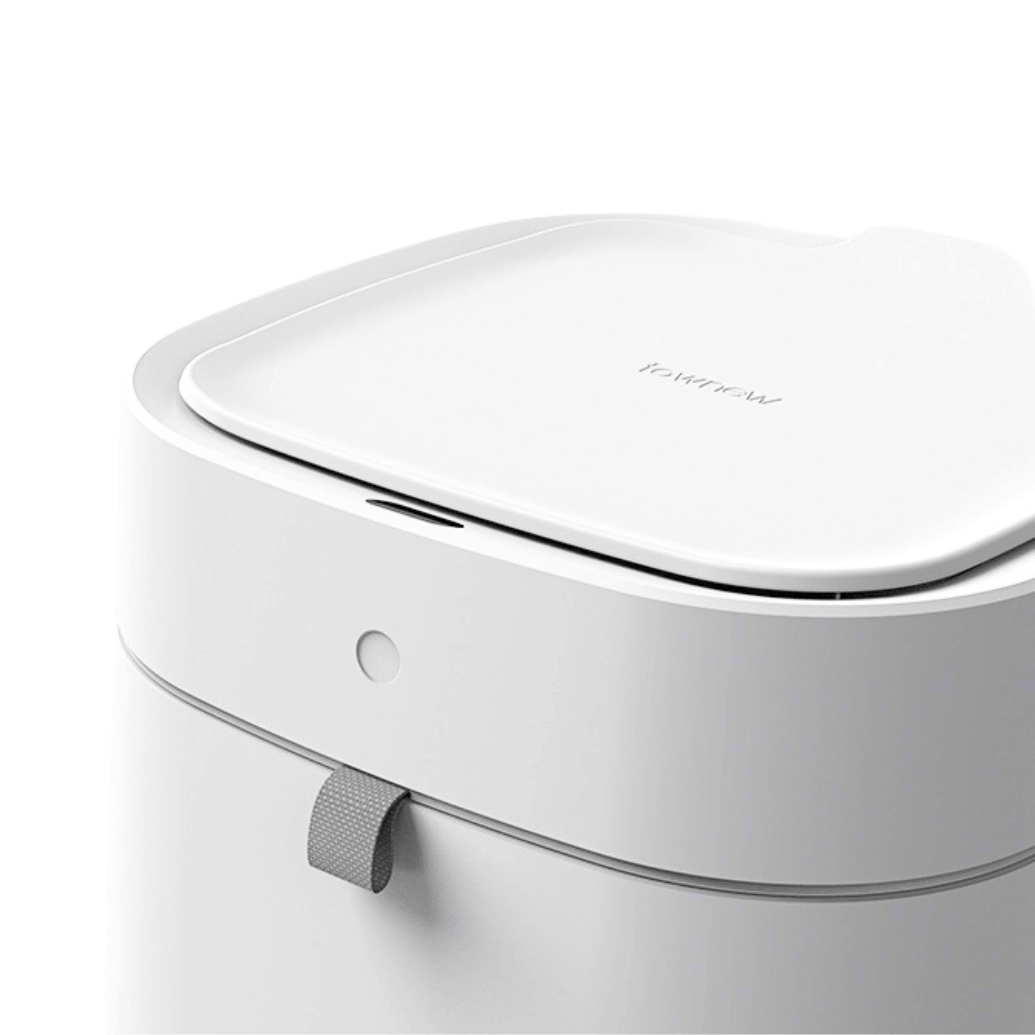 Trash King Royal Bin featuring sleek odor control system in minimalist design